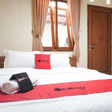 Hotel Reddoorz Syariah Near Exit Tol Malang Exteriér fotografie