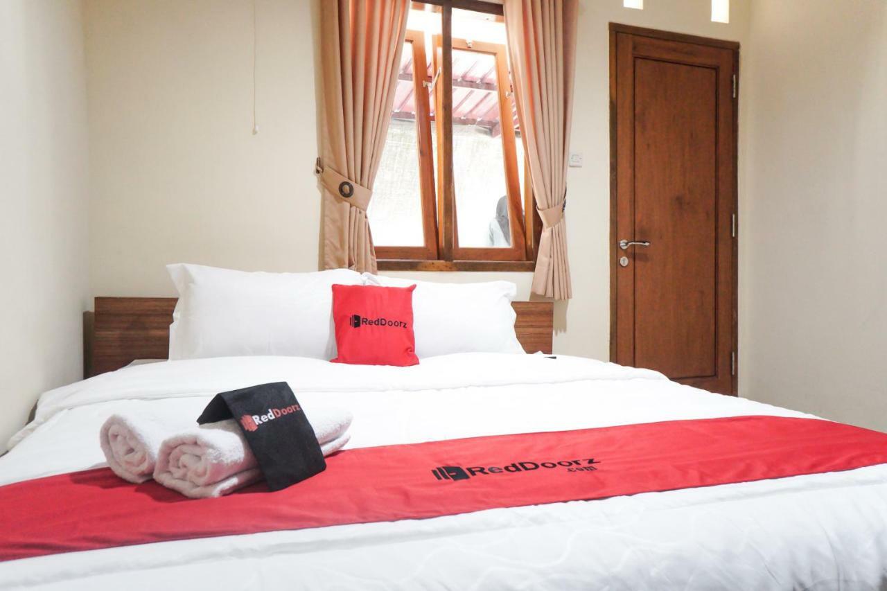 Hotel Reddoorz Syariah Near Exit Tol Malang Exteriér fotografie
